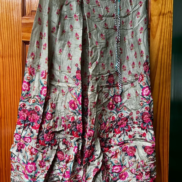 3 piece kameez style lehenga - Picture 5 of 6